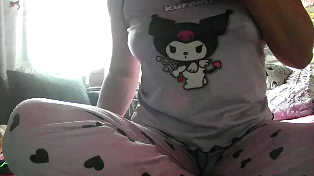 Snapshot of LisaPuree chatting on 03.18.26 LisaPuree online show from 03.18.26