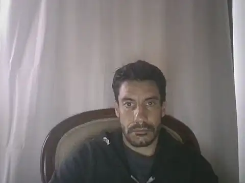 Snapshot of elkike1980 chatting on 05.12.26 elkike1980 online show from 05.12.26