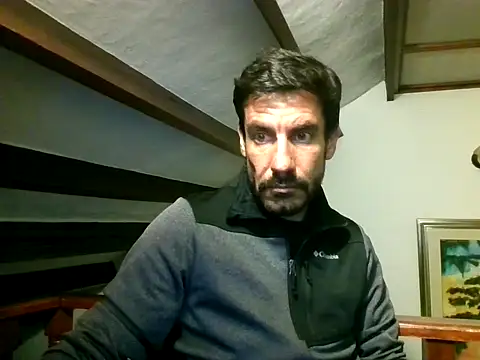 Snapshot of elkike1980 chatting on 05.23.26 elkike1980 online show from 05.23.26