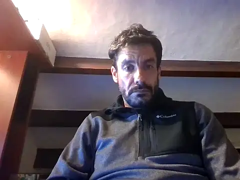 Snapshot of elkike1980 chatting on 05.29.26 elkike1980 online show from 05.29.26