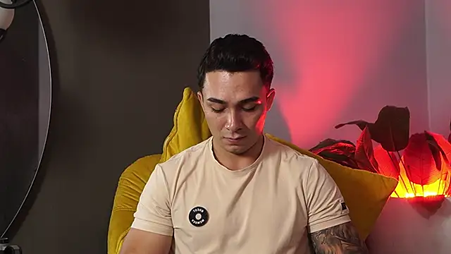 Ryan Hunt online show from 10.11.25