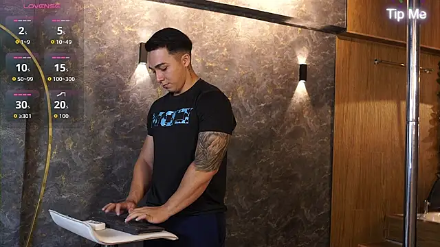 Ryan Hunt online show from 11.29.25