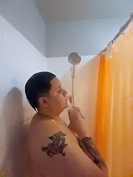 Snapshot of DevilDahm chatting on 02.05.25 DevilDahm online show from 02.05.25