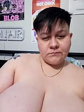 Snapshot of DevilDahm chatting on 03.12.25 DevilDahm online show from 03.12.25