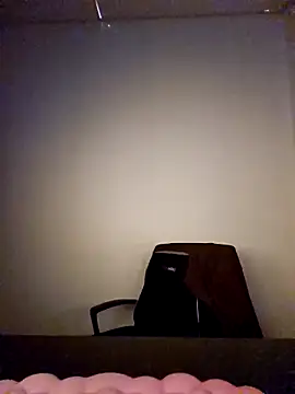 Snapshot of DevilDahm chatting on 03.12.25 DevilDahm online show from 03.12.25