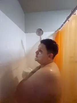 Snapshot of DevilDahm chatting on 03.21.25 DevilDahm online show from 03.21.25