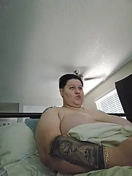 Snapshot of DevilDahm chatting on 11.29.25 DevilDahm online show from 11.29.25