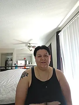 Snapshot of DevilDahm chatting on 02.22.26 DevilDahm online show from 02.22.26