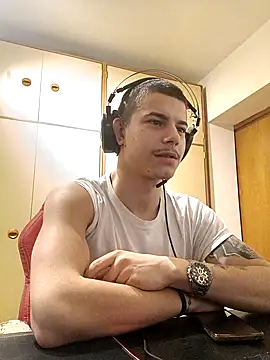 Snapshot of BigDickEnrg7195 chatting on 02.16.25 BigDickEnrg7195 online show from 02.16.25