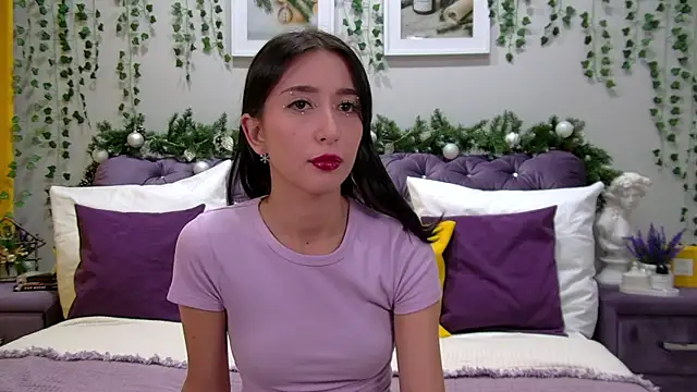 NicoleLimp online show from 12.28.24