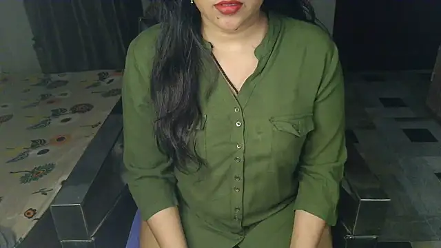 Snapshot of aarushi_sharmaa chatting on 07.06.26 aarushi sharmaa online show from 07.06.26