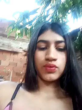 Snapshot of Julix_A chatting on 01.12.25 Julix A online show from 01.12.25