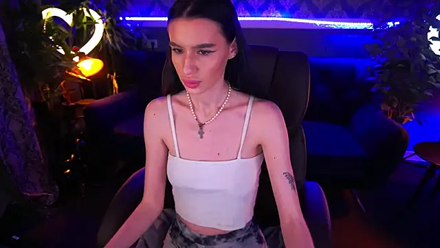 Snow WhiteeeX online show from 01.24.25