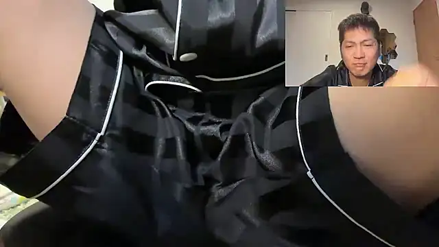 Snapshot of kensnb chatting on 05.25.26 kensnb online show from 05.25.26