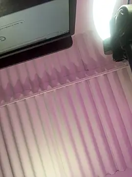 Snapshot of Natasha_by chatting on 03.11.25 Natasha by online show from 03.11.25