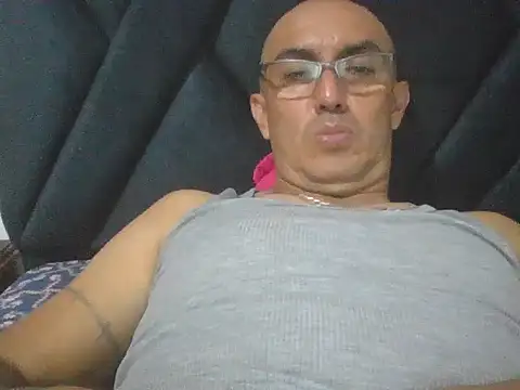 Snapshot of exmilitary chatting on 04.28.26 exmilitary online show from 04.28.26