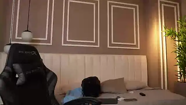 Austin bolt online show from 11.10.25