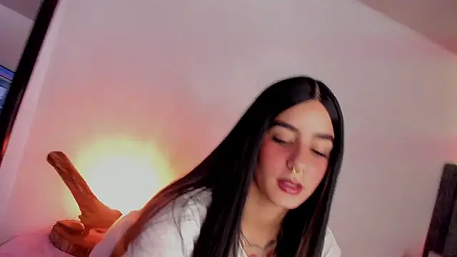 Alice woodville online show from 03.09.25