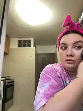 MelanieBrownn online show from 02.28.25