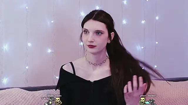 KimWilli online show from 01.27.25