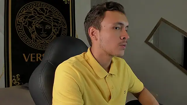 Desmon Clark online show from 01.11.25