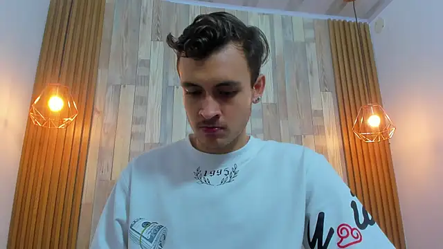 Desmon Clark online show from 01.17.25