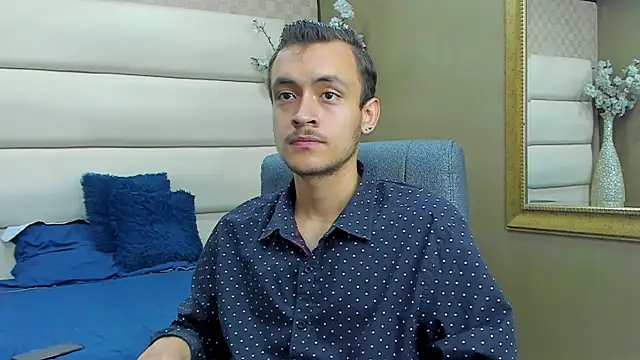 Desmon Clark online show from 01.30.25