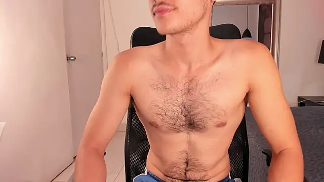 Desmon Clark online show from 03.20.25