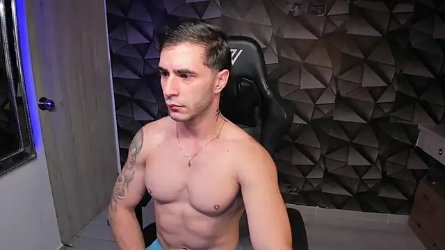 Tayler duster online show from 12.23.24