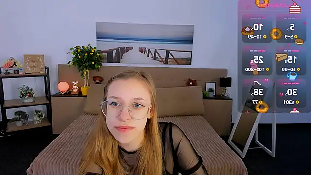 Snapshot of LayriantaVee chatting on 02.18.25 LayriantaVee online show from 02.18.25