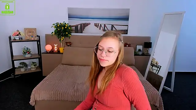 Snapshot of LayriantaVee chatting on 03.01.25 LayriantaVee online show from 03.01.25