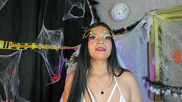 Candys victoria online show from 10.29.25