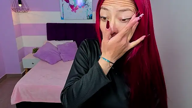 Snapshot of Scarlett__bell chatting on 05.13.26 Scarlett bell online show from 05.13.26