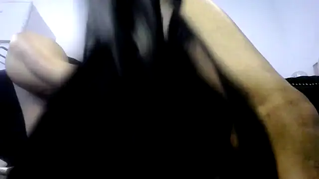 Snapshot of Niquitasparkles chatting on 02.07.25 Niquitasparkles online show from 02.07.25