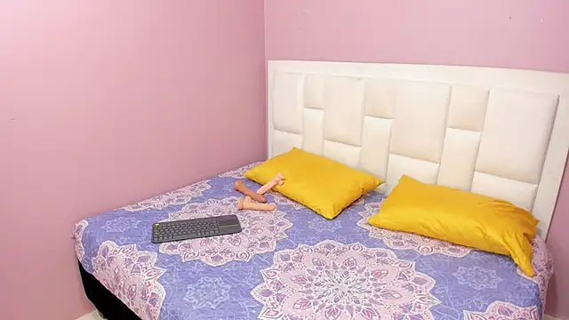 ZaritaLenon online show from 10.16.25