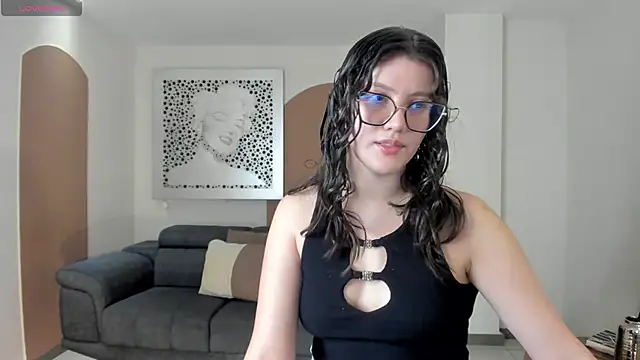AmberFarrell online show from 06.04.26