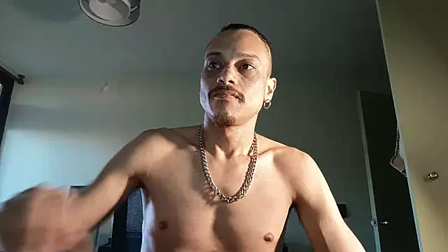 villanocat online show from 11.26.25