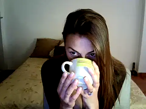 Hanna Charming online show from 12.28.24