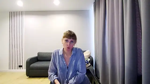 Daniella Lorente online show from 02.26.25