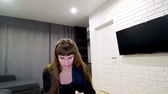 Daniella Lorente online show from 10.16.25