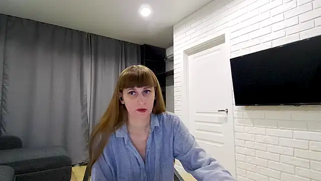 Daniella Lorente online show from 04.14.26