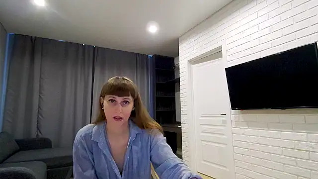 Snapshot of Daniella_Lorente chatting on 05.28.26 Daniella Lorente online show from 05.28.26