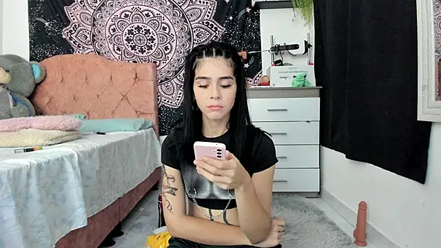 jade dakota   online show from 03.22.25