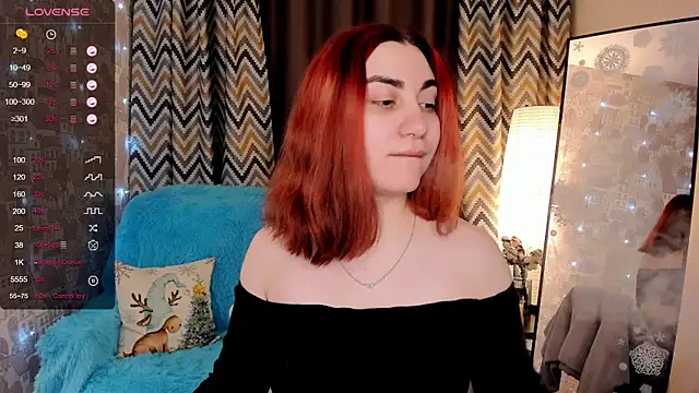 hannacheekss  online show from 12.23.25