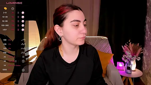 hannacheekss  online show from 03.11.26