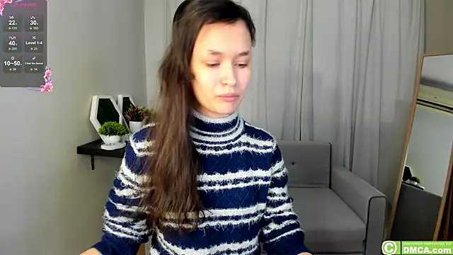 Emily Strikeee online show from 12.05.24