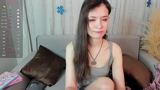 Emily Strikeee online show from 12.24.24