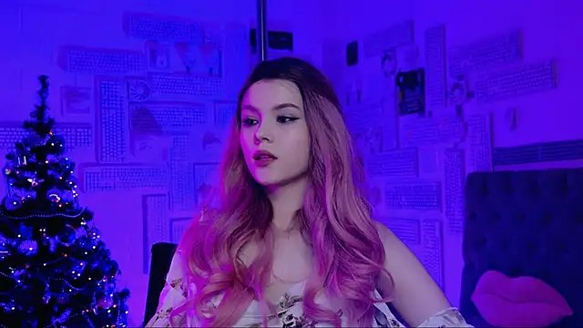 Snapshot of EvaThopson chatting on 01.25.25 EvaThopson online show from 01.25.25