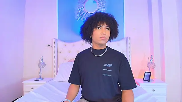 Ambar Collingg online show from 09.11.25