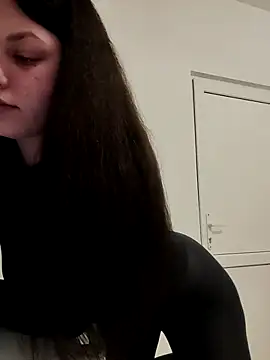 leeya lee online show from 01.21.25